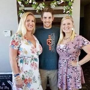 Meet your Posher, Austin